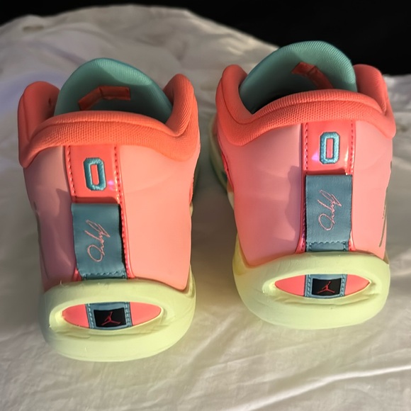 Jordan Jason Tatum 1 Pink Lemonade Men’s size 10.5 product number DV6208-600 - Picture 6 of 7